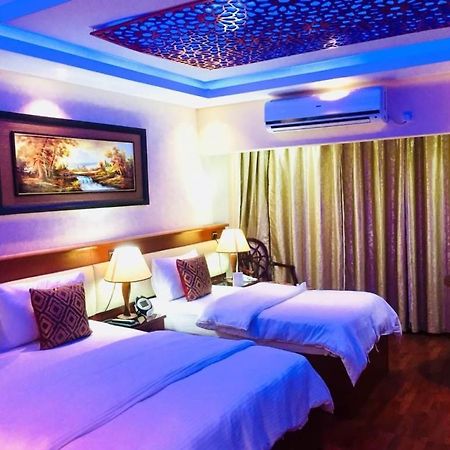 Trans World Hotel Dubai Exterior photo