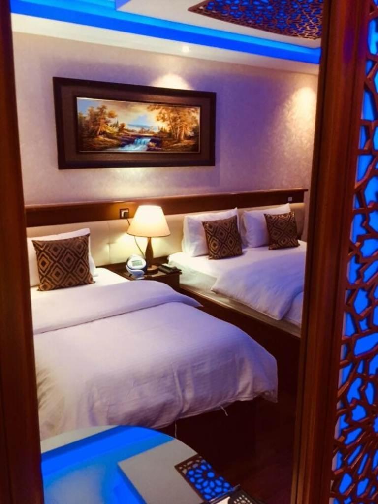 Trans World Hotel Dubai Exterior photo