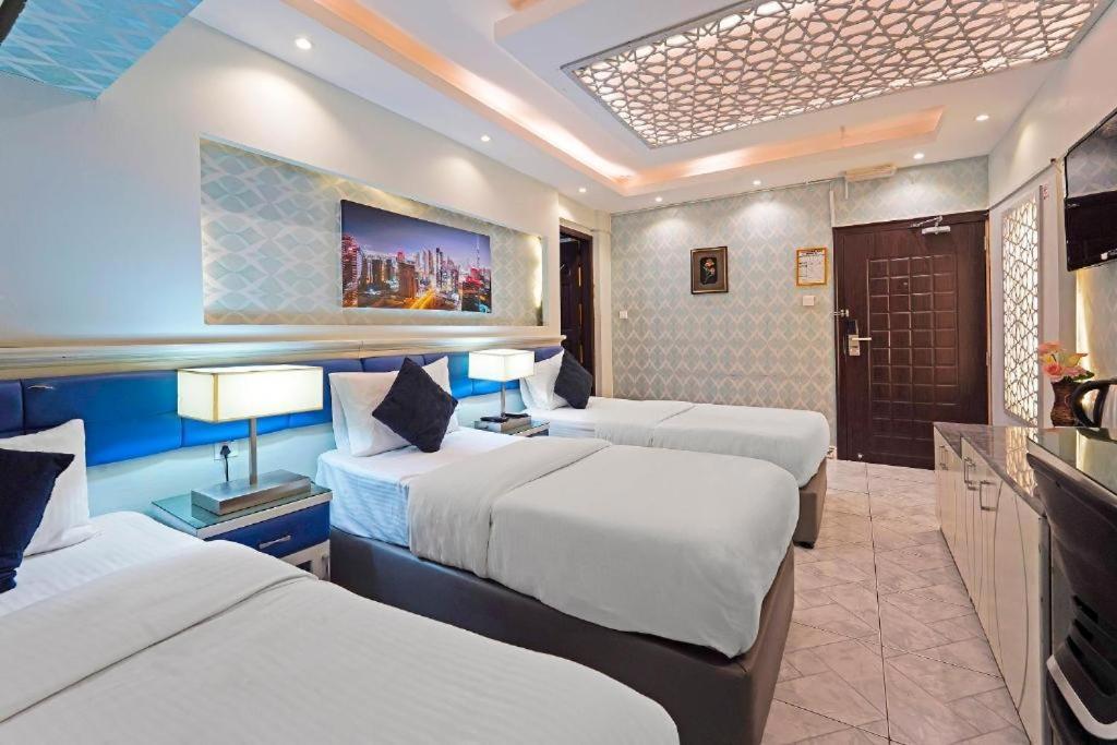 Trans World Hotel Dubai Exterior photo